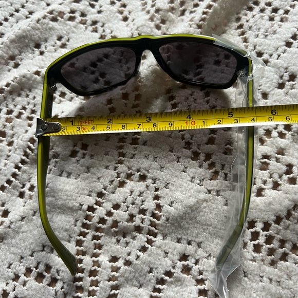 Salvatore Ferragamo Men’s Sunglasses - Picture 2 of 10